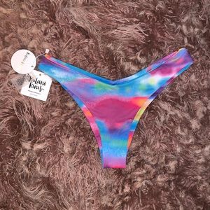 Kulani Kinis V Cheeky Bikini Bottoms